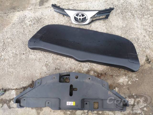 2019 TOYOTA YARIS 