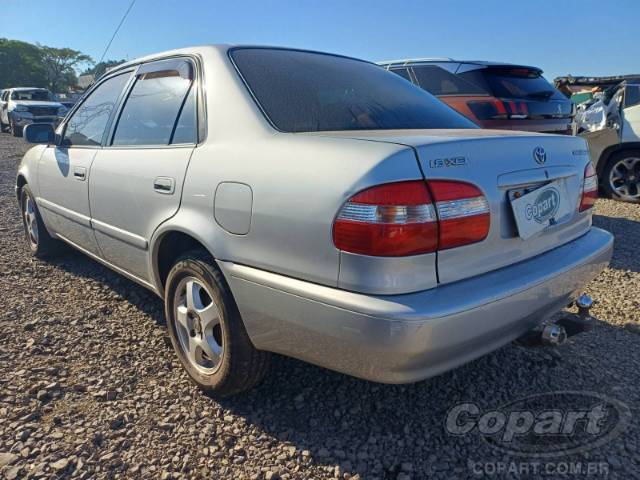 2000 TOYOTA COROLLA 