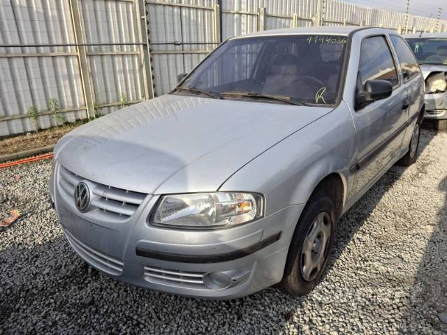 2011 VOLKSWAGEN GOL 