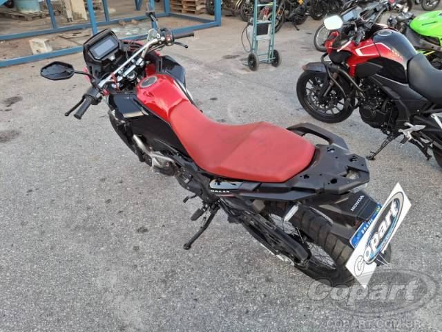 2025 HONDA XRE SAHARA 300 