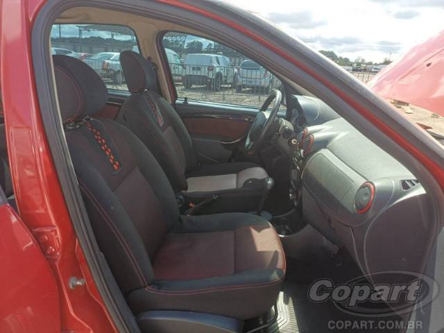 2014 RENAULT SANDERO 