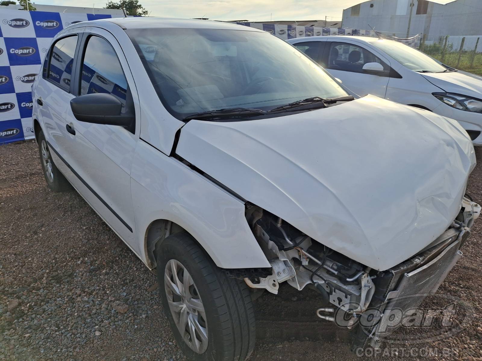 Volkswagen Gol 1.0 12V MPI 2021 Colisão Média Monta