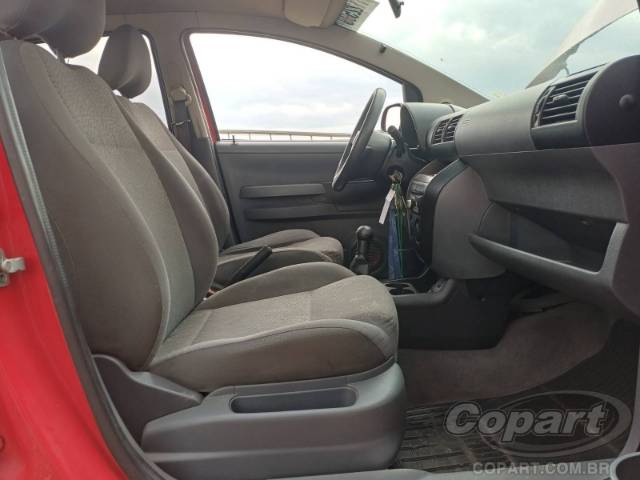 2006 VOLKSWAGEN FOX 