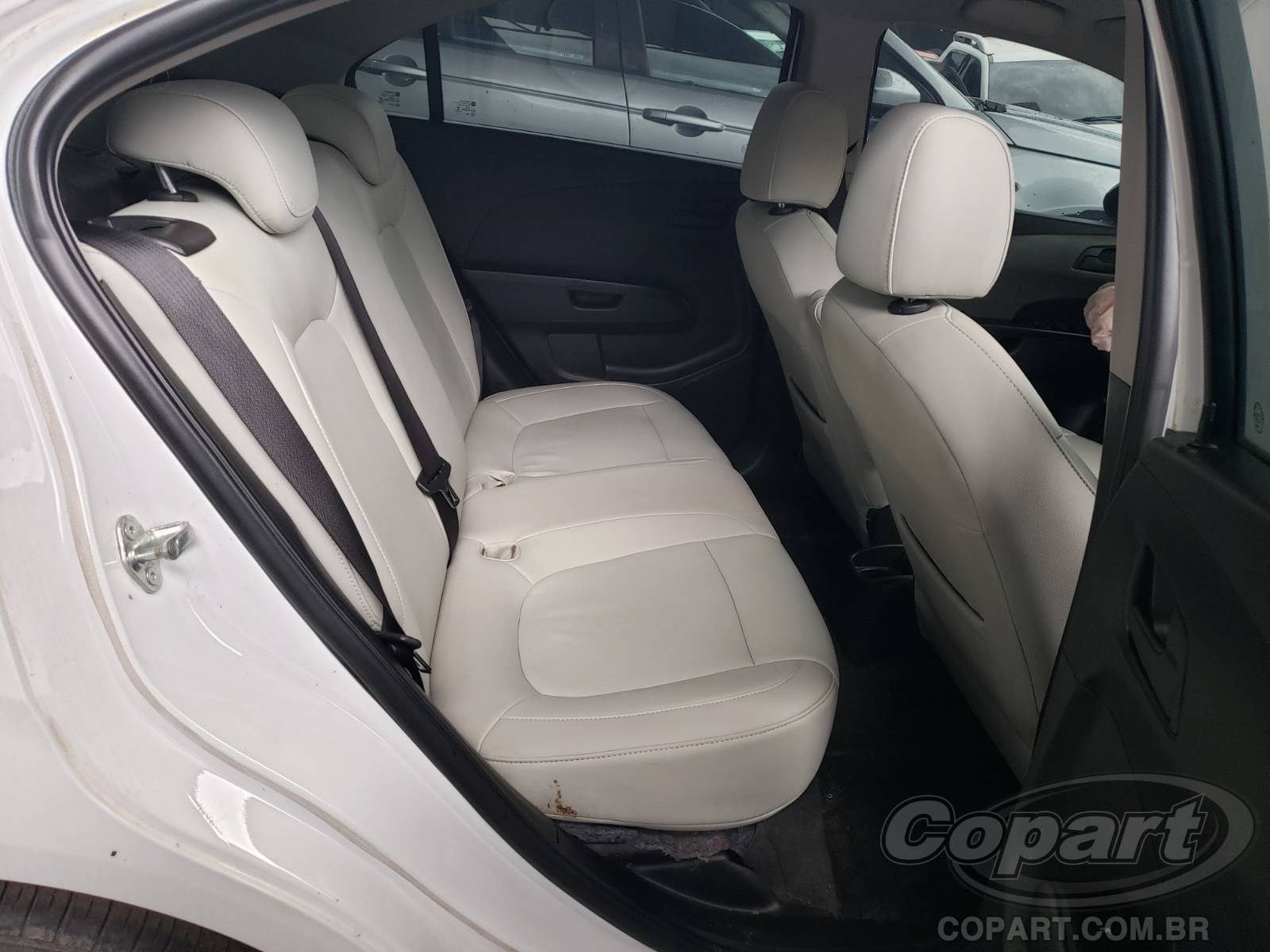 Foto 6 de 13: 2013 CHEVROLET SONIC SEDAN