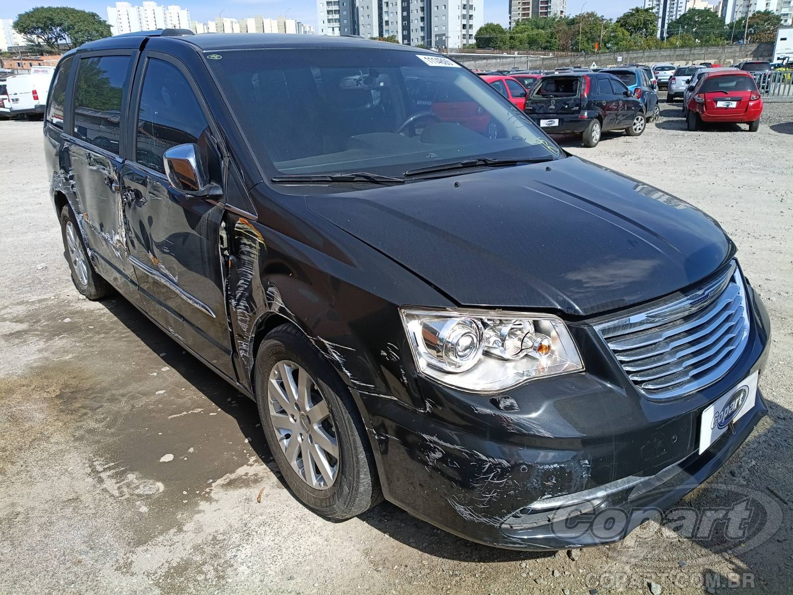 Veículo Chrysler Town Country CHRYSLER TOWN COUNTRY 3.6 V6 2014 em leilão