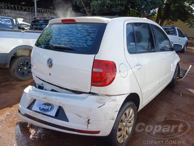 2014 VOLKSWAGEN FOX 