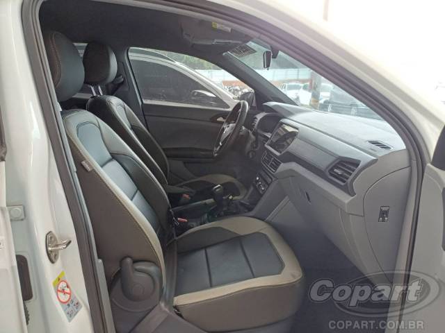 2021 VOLKSWAGEN T-CROSS 